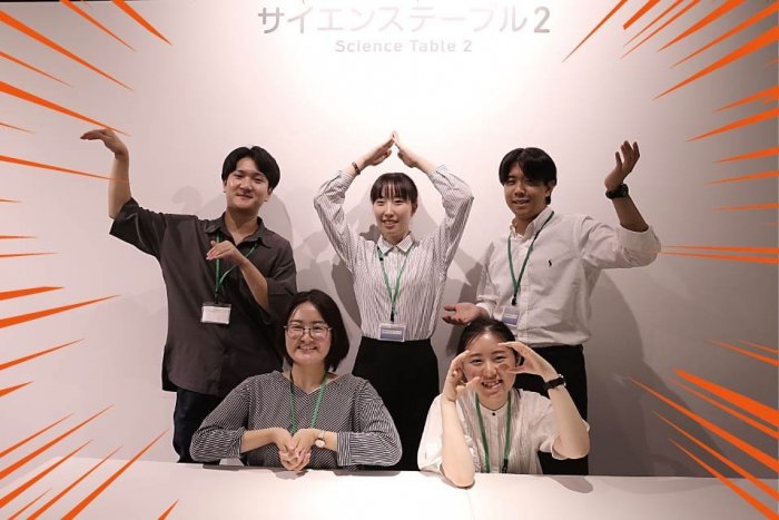 学芸員実習生集合.jpgのサムネイル画像