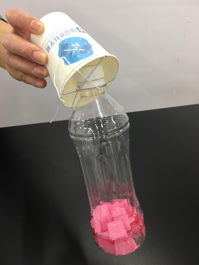 紙コップでつくるロボットアーム