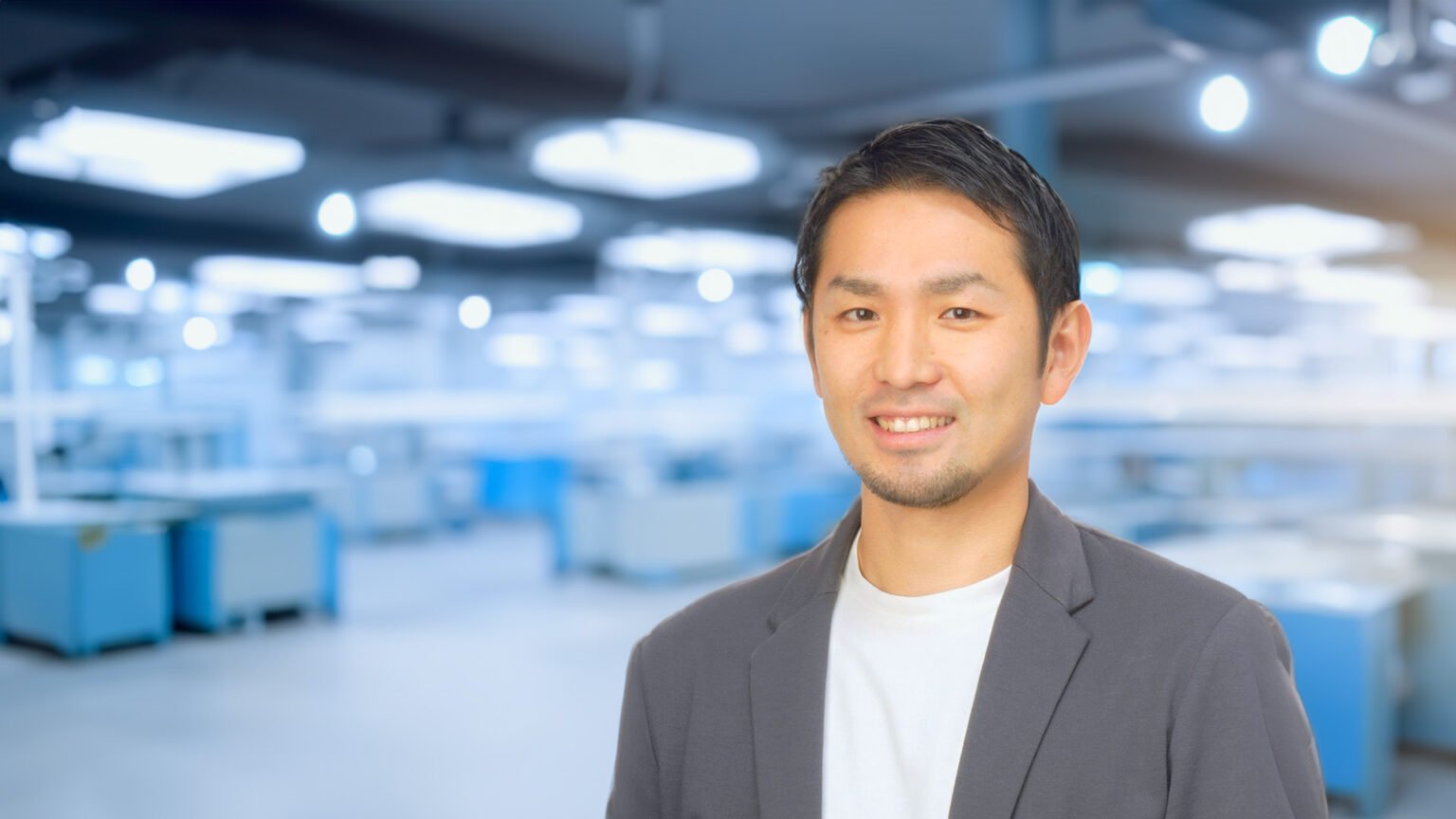 大曲新矢氏