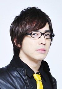 200_安元洋貴.jpg