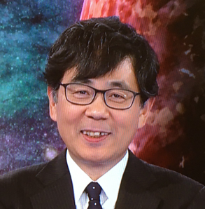 縣先生 顔写真.png