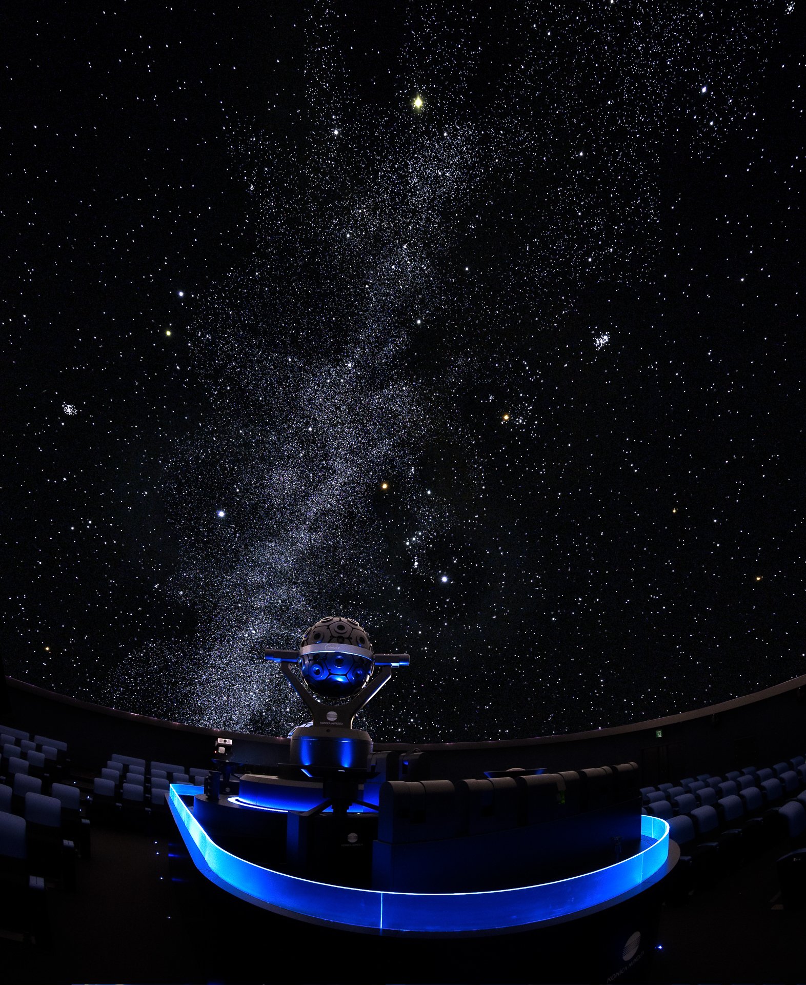 福岡市科学館ドームシアター（プラネタリウム）